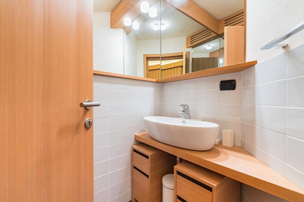 Apartamento Terrazza Su Sestriere Lux Exterior foto