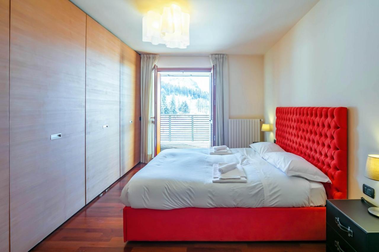 Apartamento Terrazza Su Sestriere Lux Exterior foto