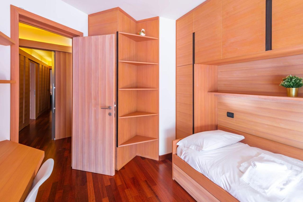 Apartamento Terrazza Su Sestriere Lux Exterior foto